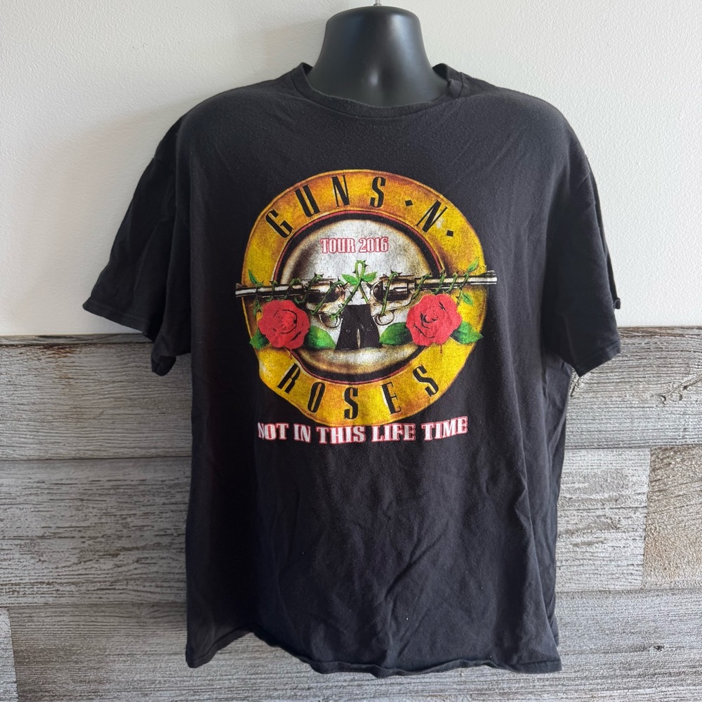 Guns N' Roses "Not In This Lifetime..." Tour 2016 T-shirt Size L/XL (H1)